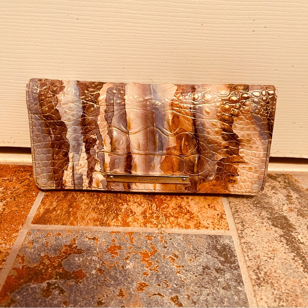 RARE!Brahmin ADY CARIBOU Brown Ivory Blue Gold Croc Embossed Leather Wallet!